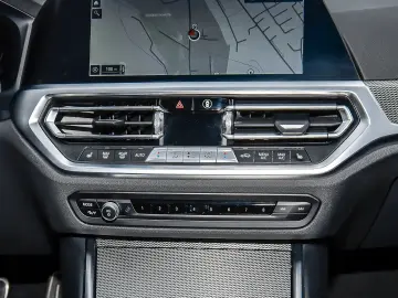 BMW 330i M Sport ACC HiFi Sportsitz DAB Navi