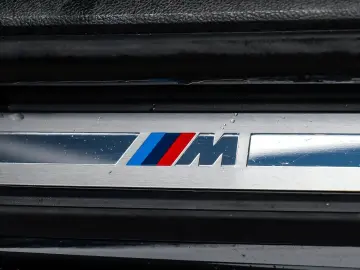 BMW 330i M Sport ACC HiFi Sportsitz DAB Navi