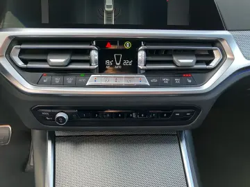 BMW 330i Limousine M Sport LC Prof. DA LED H K DAB