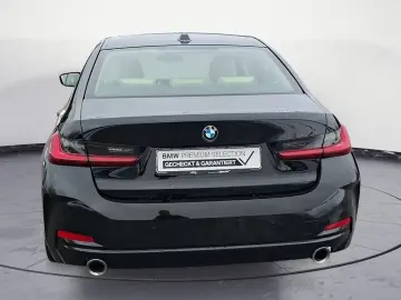 BMW 330i Navi ACC Head-Up Sportsitze Adapt.-LED