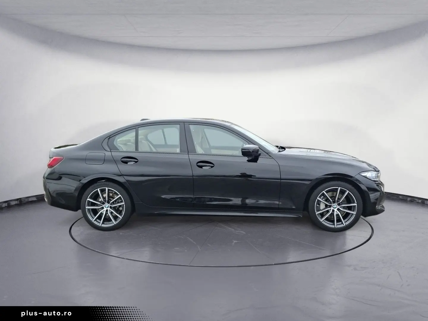 BMW 330i Navi ACC Head-Up Sportsitze Adapt.-LED