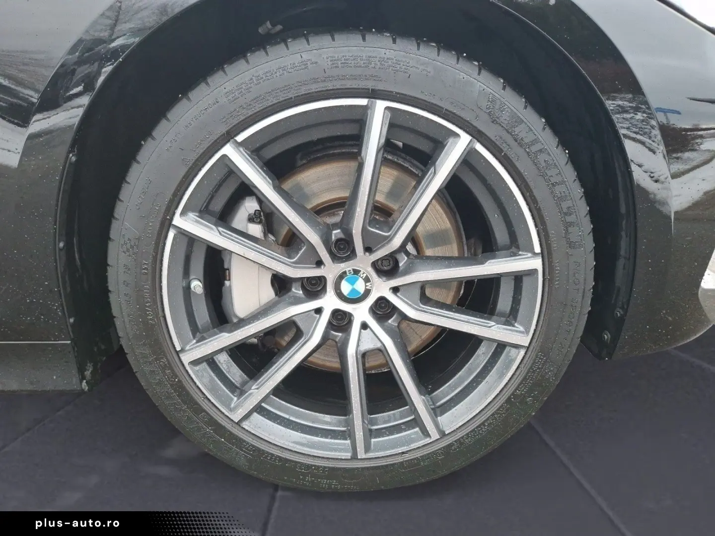 BMW 330i Navi ACC Head-Up Sportsitze Adapt.-LED