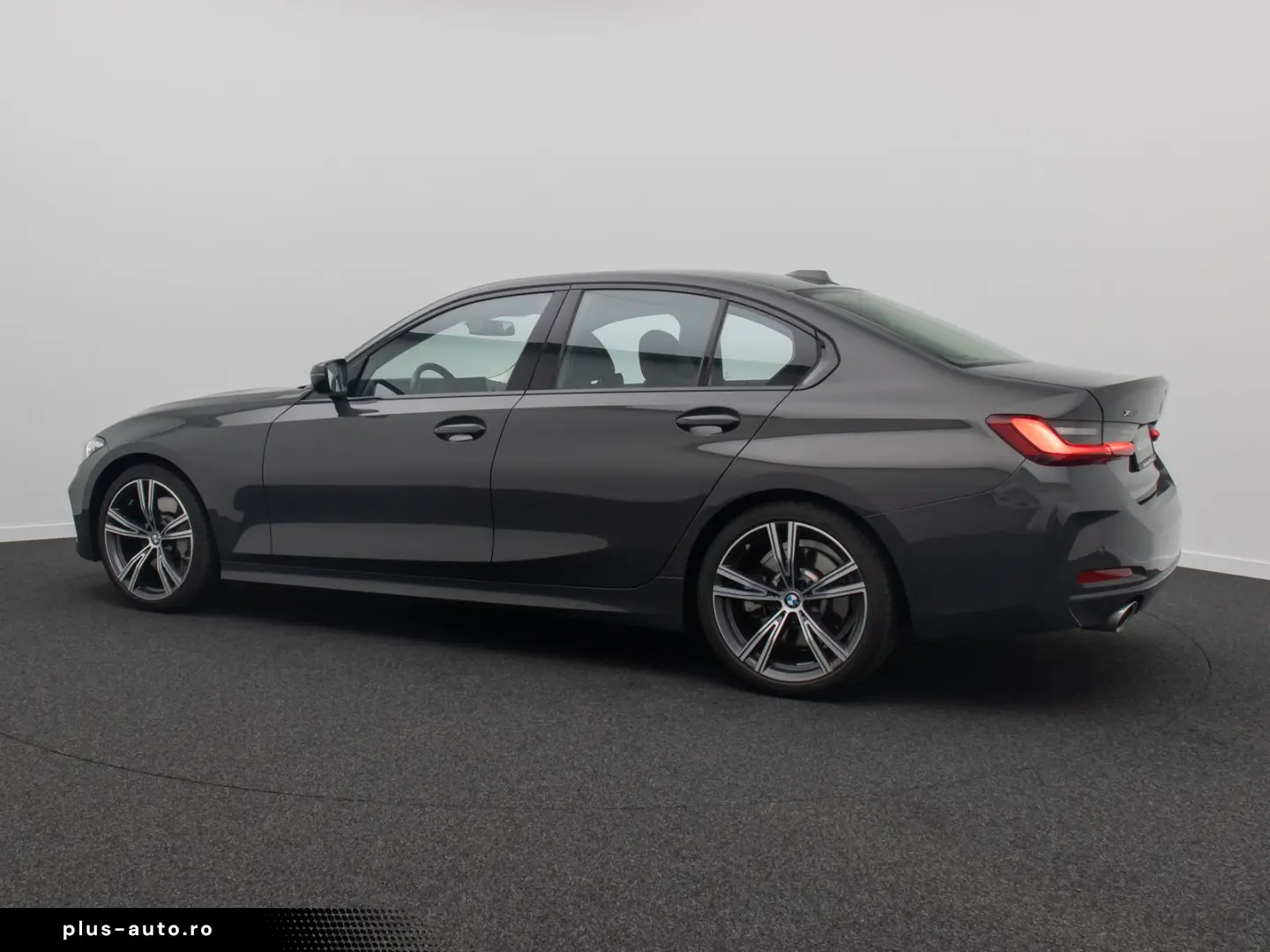 BMW 330i xD Komfort DAB HiFi Leder M Sport 19Zoll