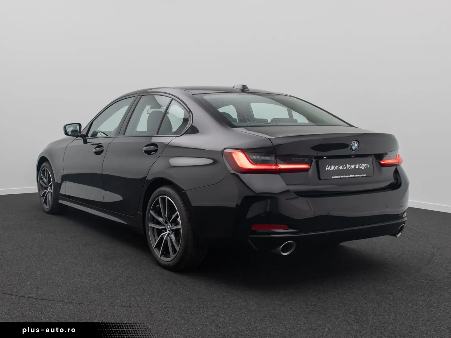 BMW 330i DigitalKey DAB Komfort HiFi Leder 18Zoll