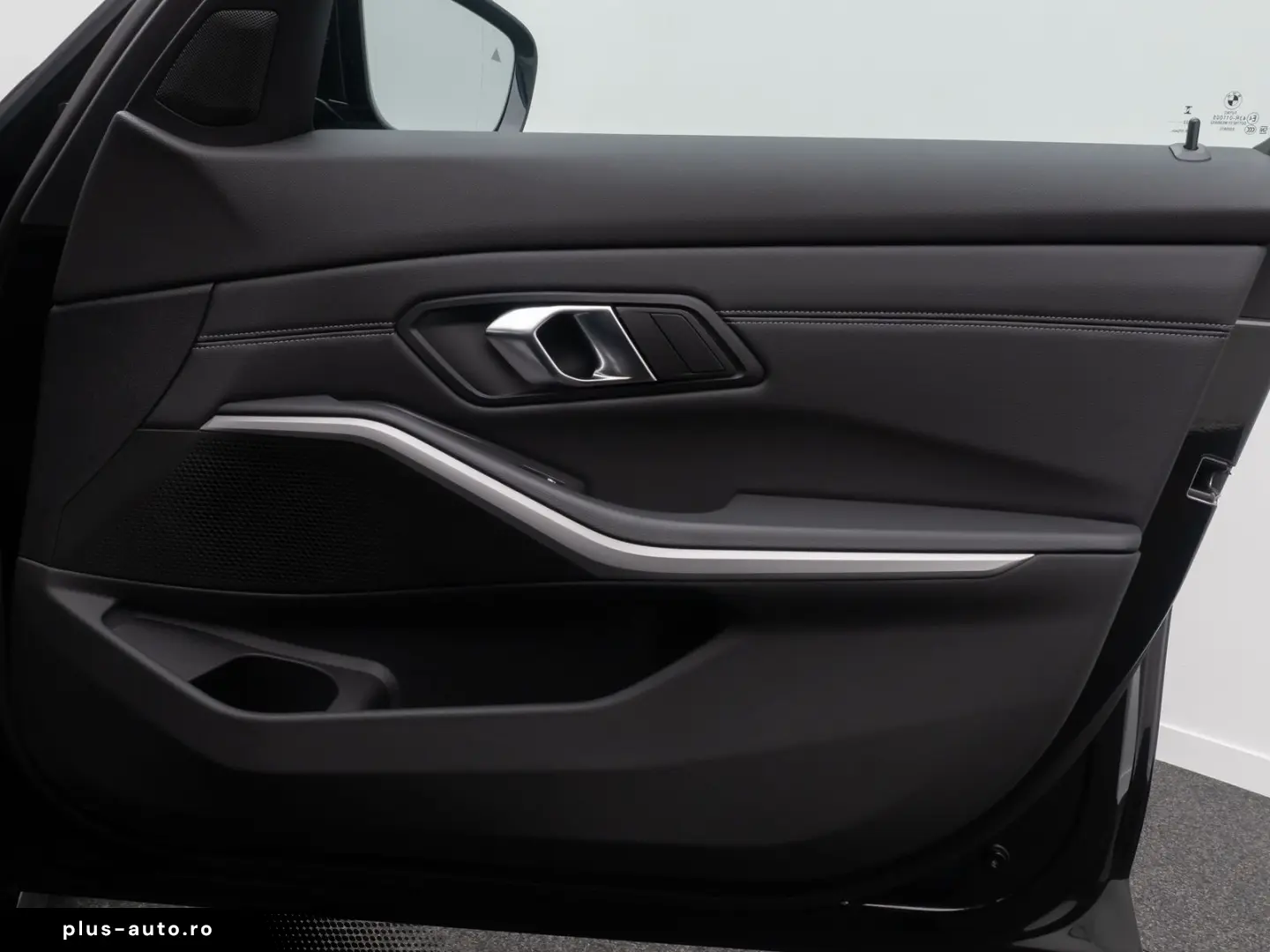 BMW 330i DigitalKey DAB Komfort HiFi Leder 18Zoll