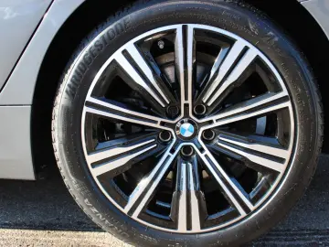 BMW 330i xDr. 360 Kamera LivePro Schiebed. ACC ad