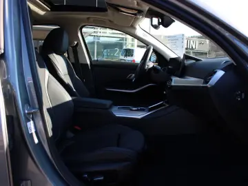 BMW 330i xDr. 360 Kamera LivePro Schiebed. ACC ad