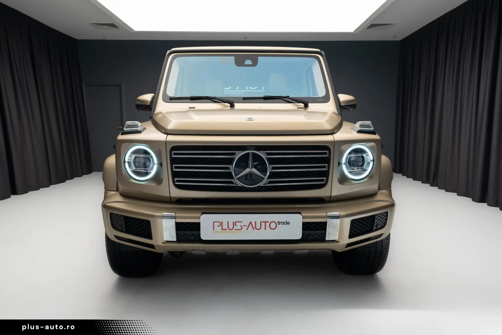 MERCEDES-BENZ G500  Manufaktur  360  Desert Drive  Burmester