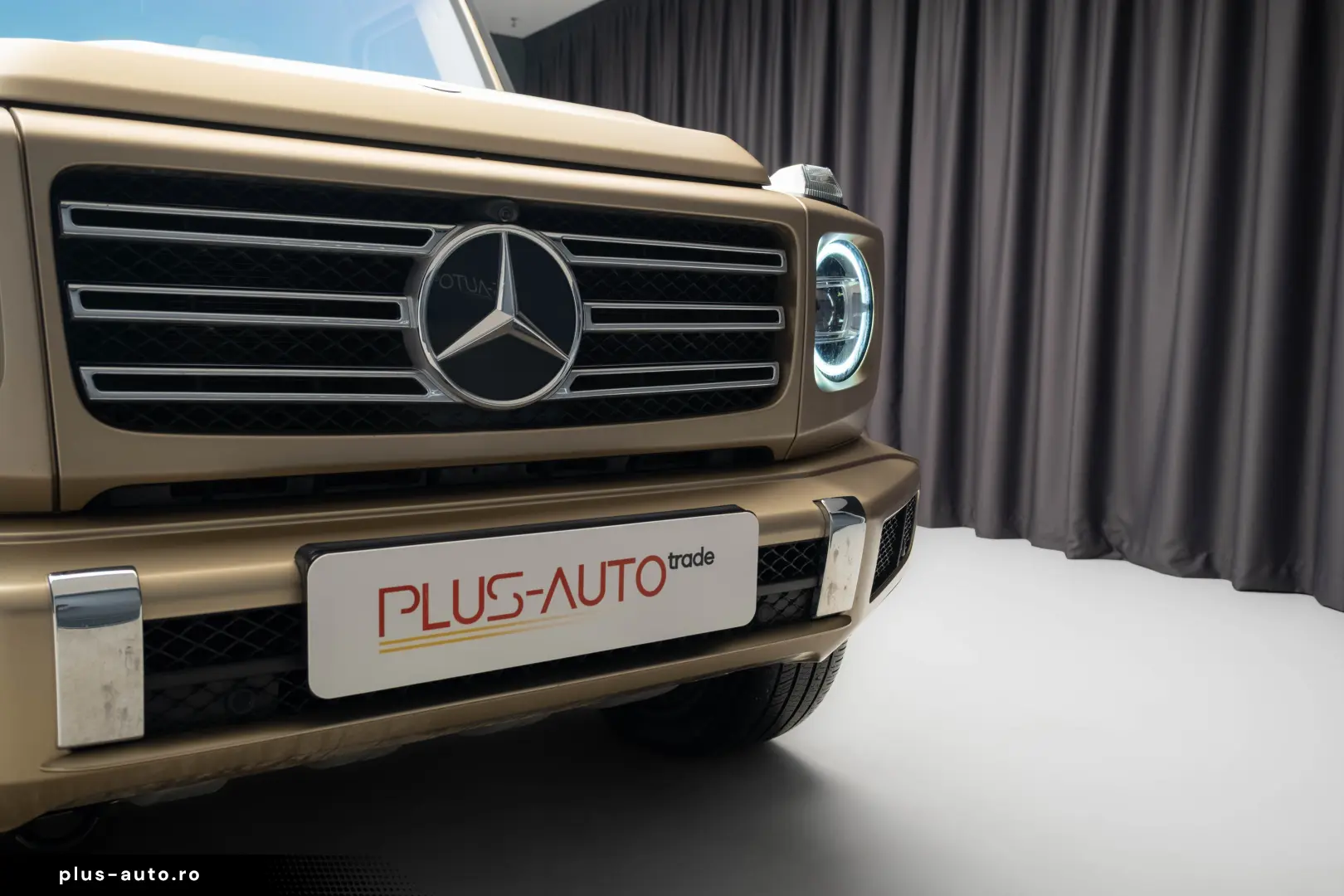 MERCEDES-BENZ G500  Manufaktur  360  Desert Drive  Burmester