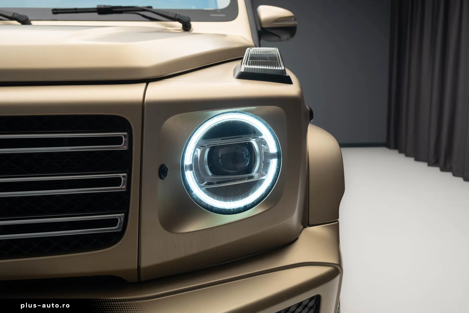 MERCEDES-BENZ G500  Manufaktur  360  Desert Drive  Burmester