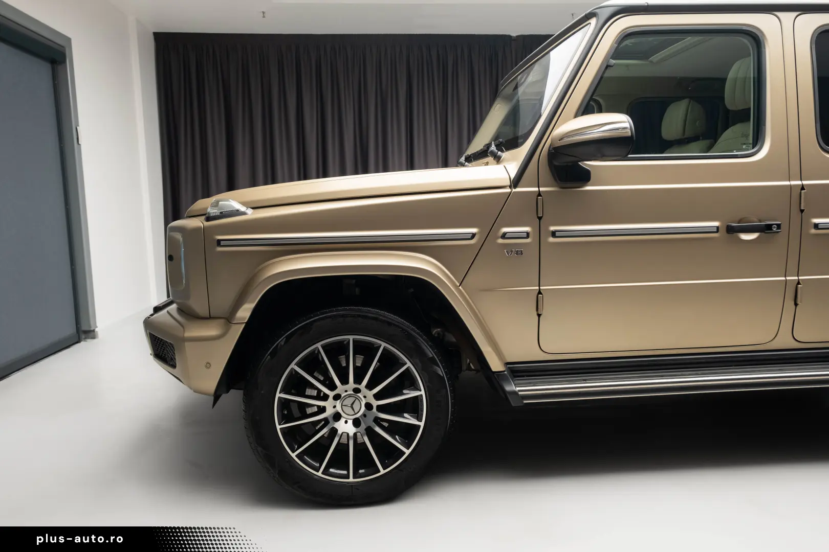MERCEDES-BENZ G500  Manufaktur  360  Desert Drive  Burmester