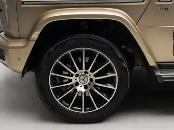 MERCEDES-BENZ G500  Manufaktur  360  Desert Drive  Burmester