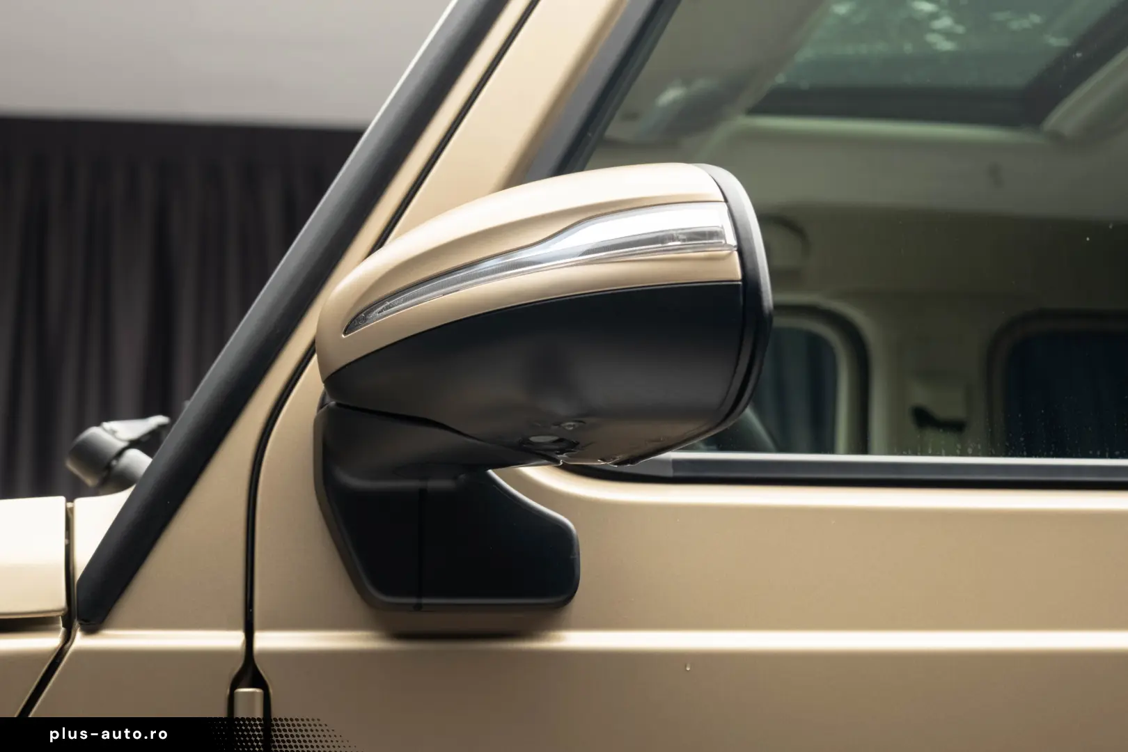 MERCEDES-BENZ G500  Manufaktur  360  Desert Drive  Burmester