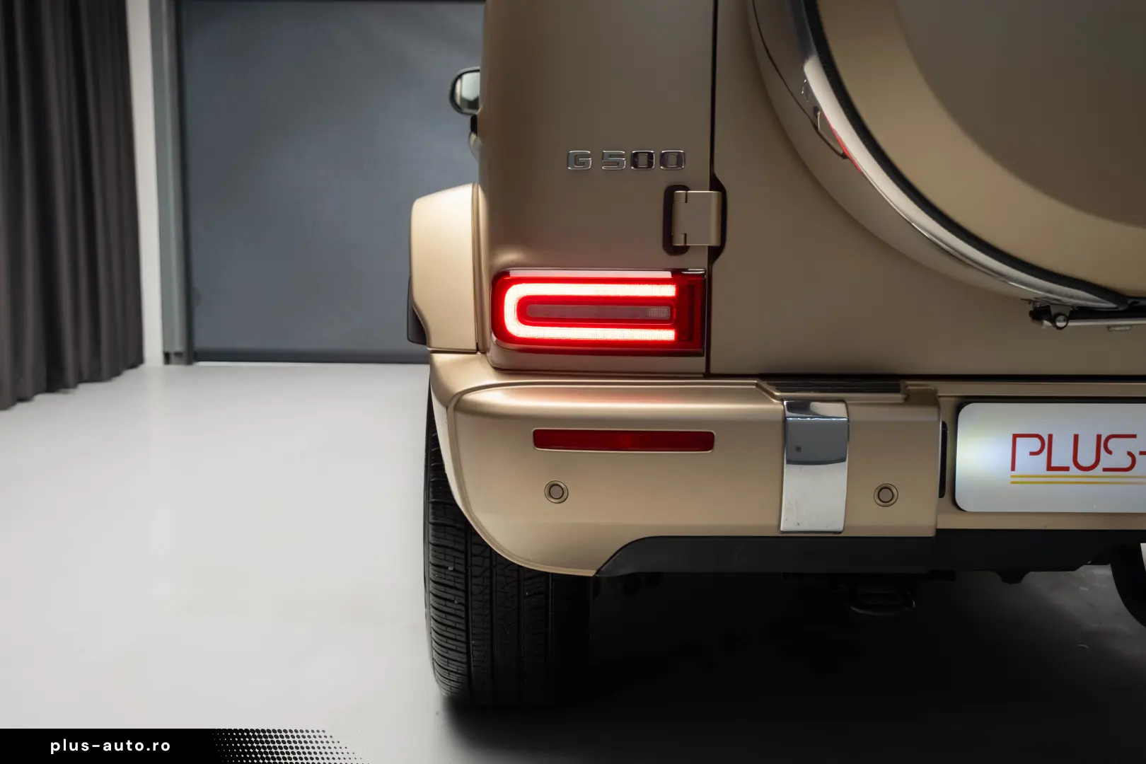 MERCEDES-BENZ G500  Manufaktur  360  Desert Drive  Burmester