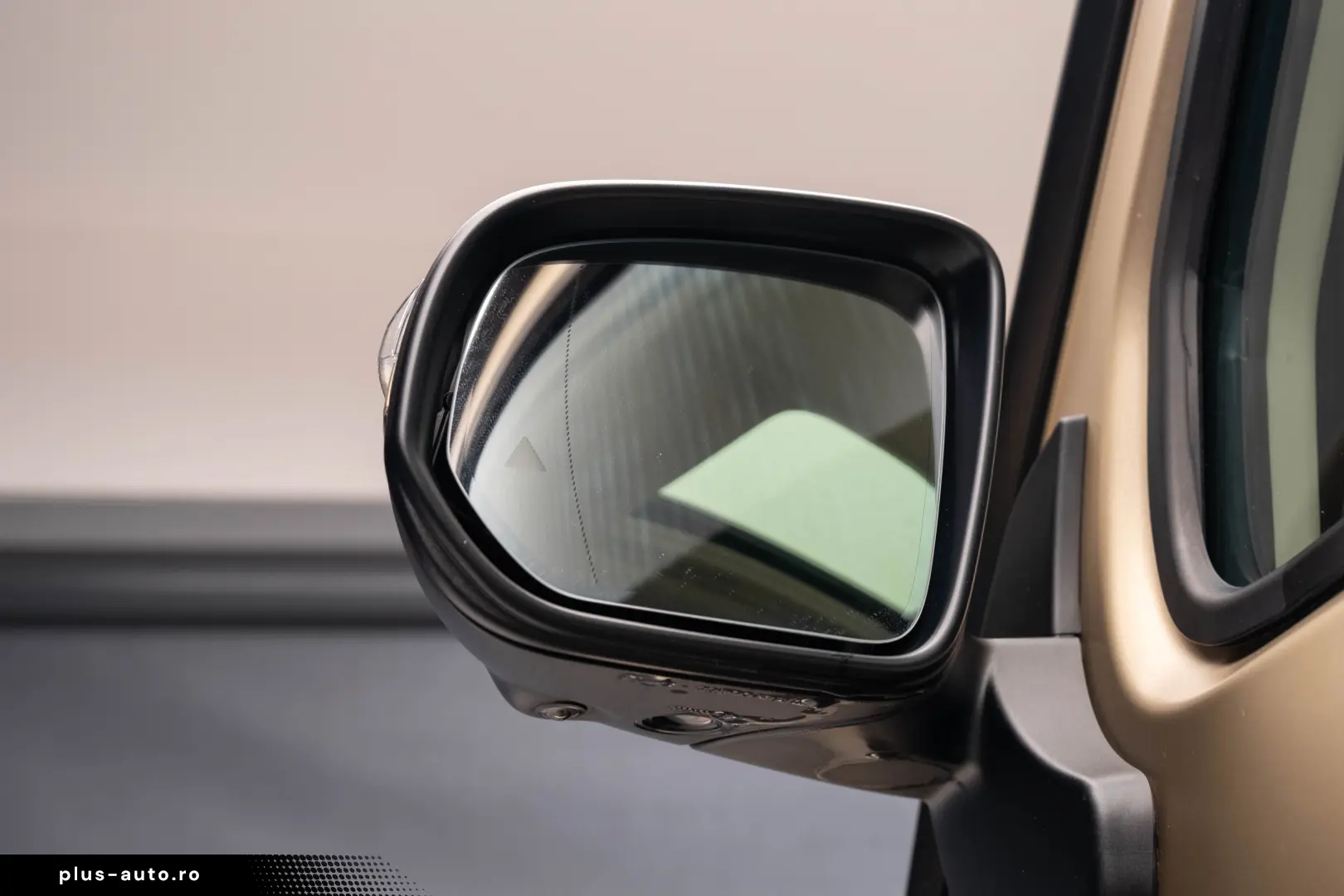 MERCEDES-BENZ G500  Manufaktur  360  Desert Drive  Burmester