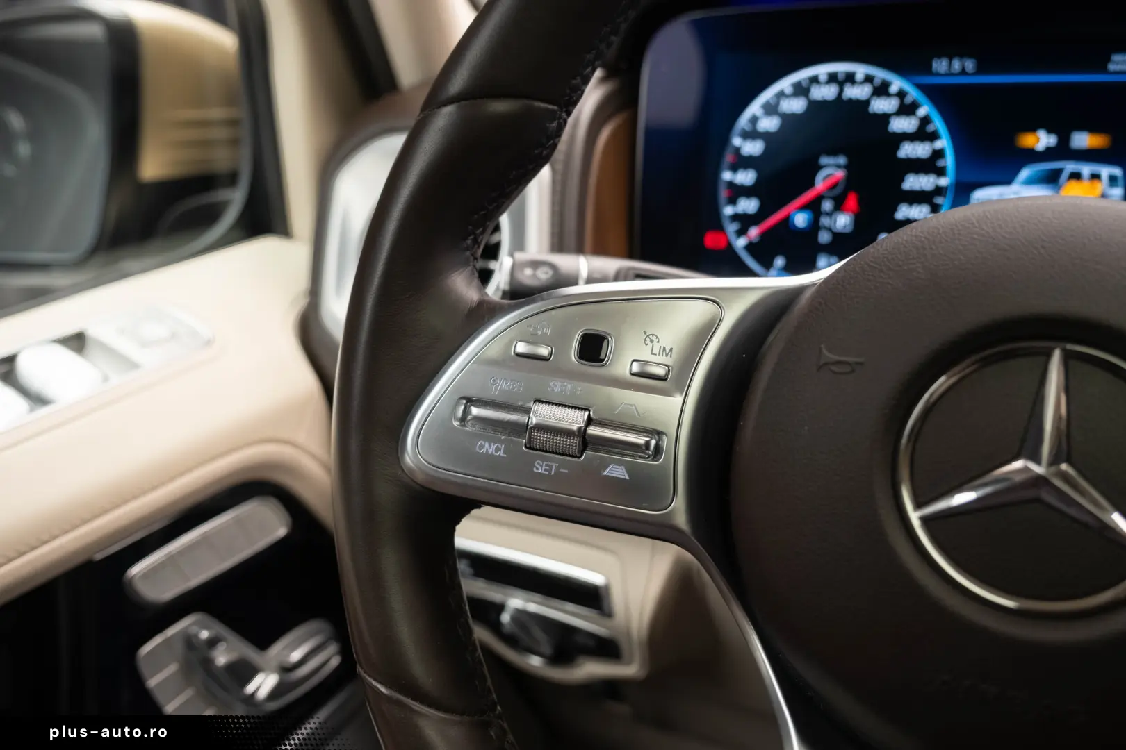 MERCEDES-BENZ G500  Manufaktur  360  Desert Drive  Burmester