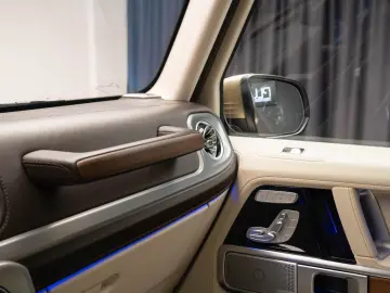 MERCEDES-BENZ G500  Manufaktur  360  Desert Drive  Burmester