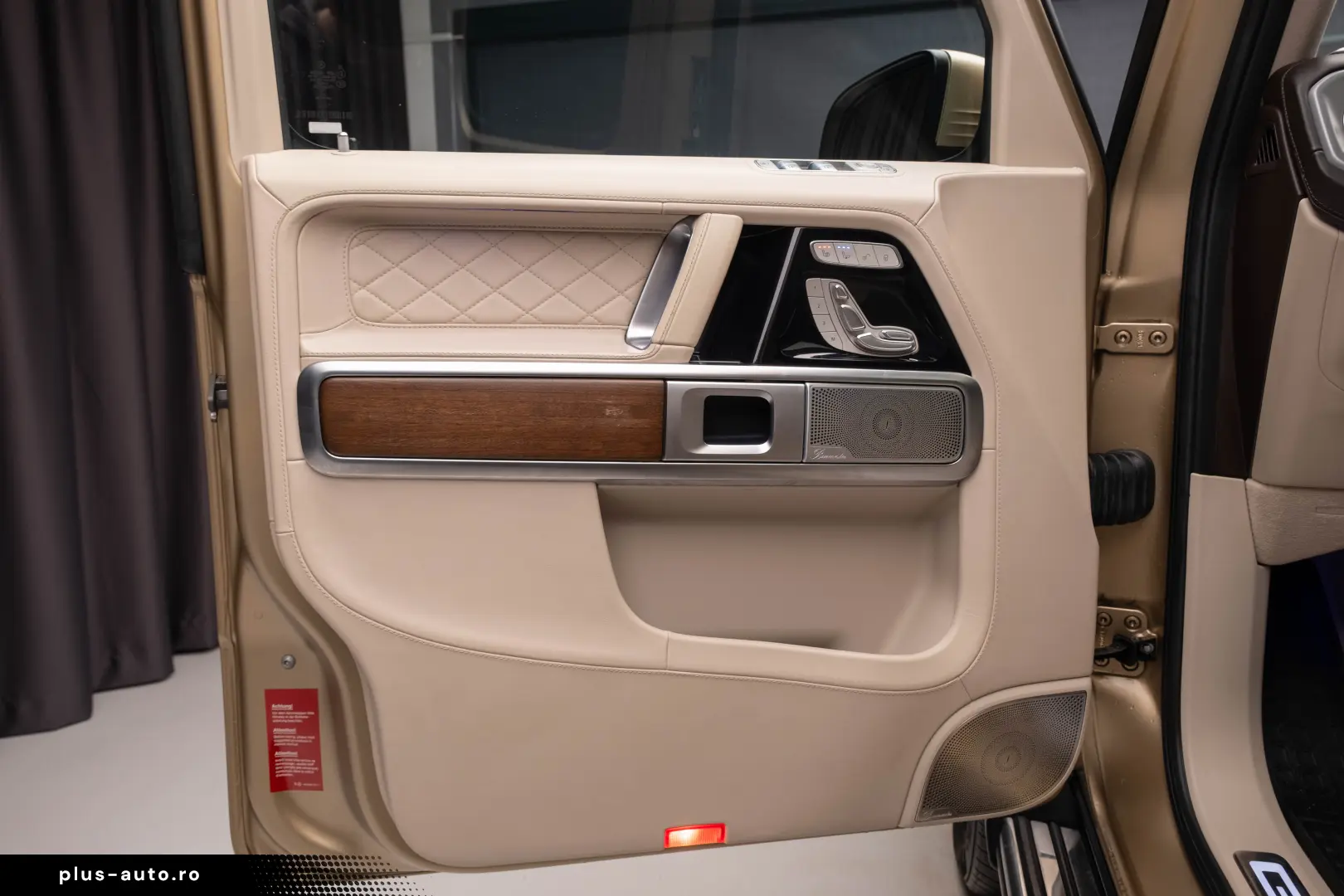 MERCEDES-BENZ G500  Manufaktur  360  Desert Drive  Burmester