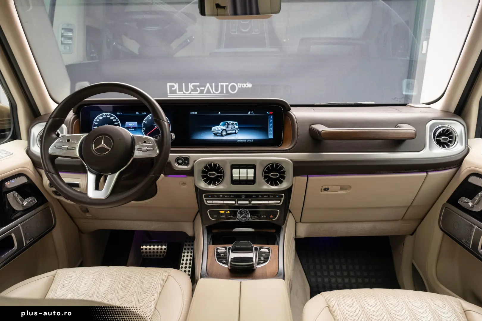 MERCEDES-BENZ G500  Manufaktur  360  Desert Drive  Burmester