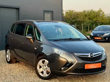 Opel Zafira C 2014