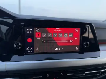 VW Golf Comfortline 1.0 TSI 110CP 2021