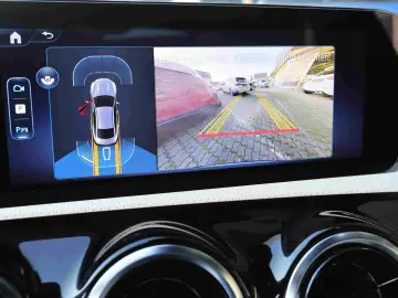 MERCEDES-BENZ CLA 180 Coupé LEDER BEIGE DISTRONIC