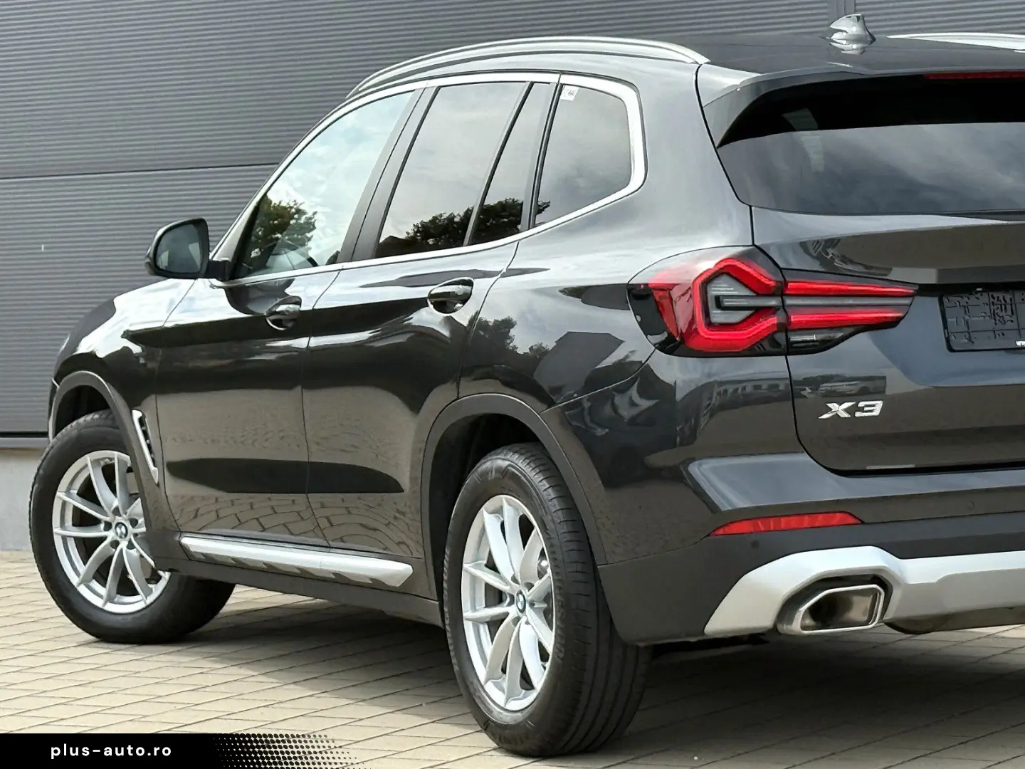 BMW X3 xDrive 20d ACC HUD Keyless ParkAsist Laser