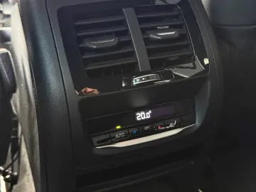 BMW X3 xDrive 20d ACC HUD Keyless ParkAsist Laser