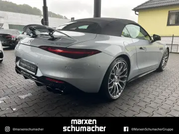 MERCEDES-BENZ AMG SL 43