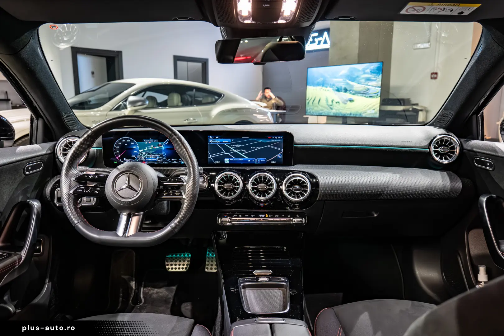 MERCEDES BENZ A 250E