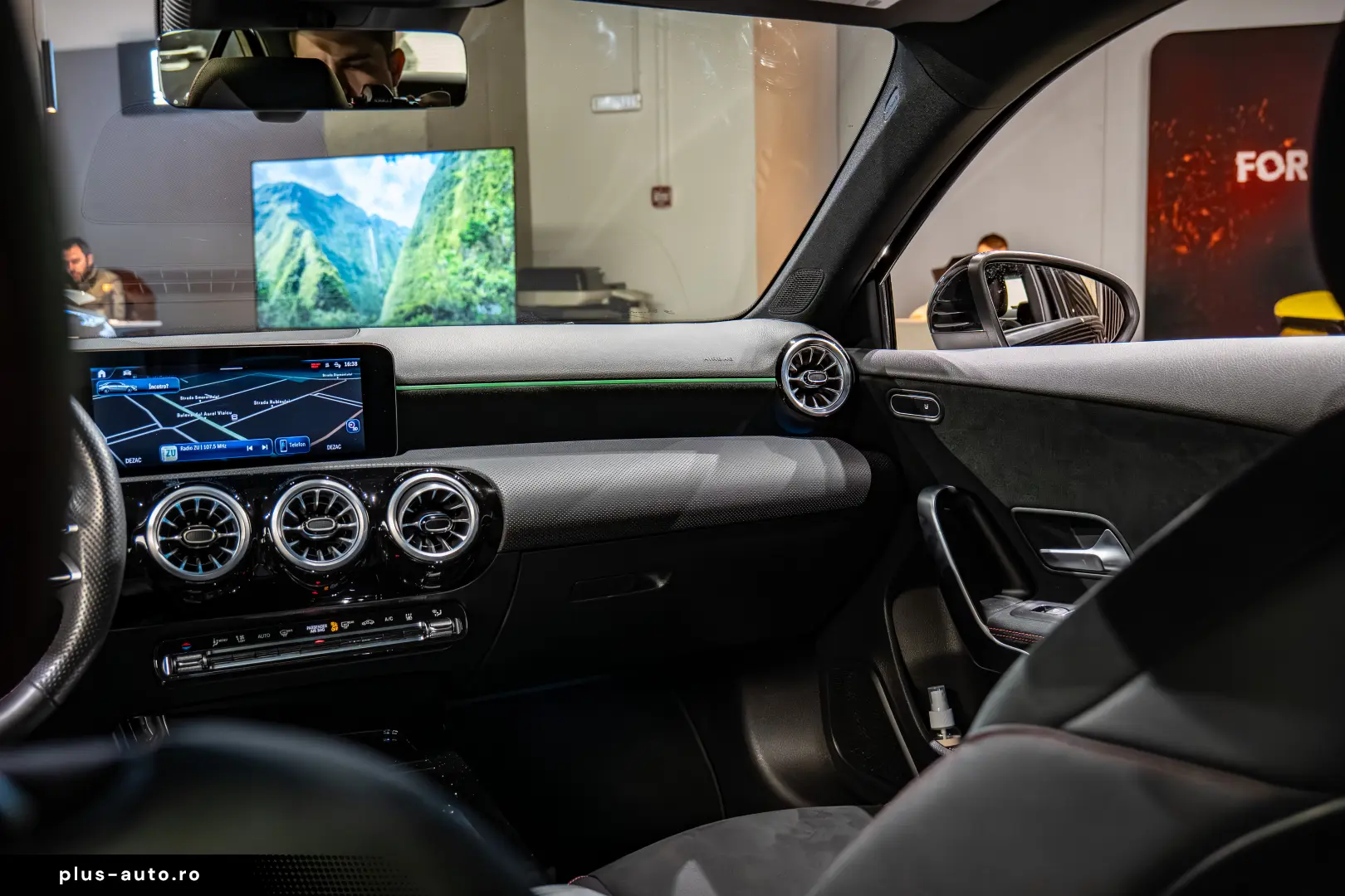 MERCEDES BENZ A 250E