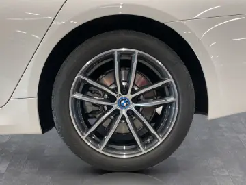 BMW 530e Limousine M Sport Harman K LiveCockpitProf