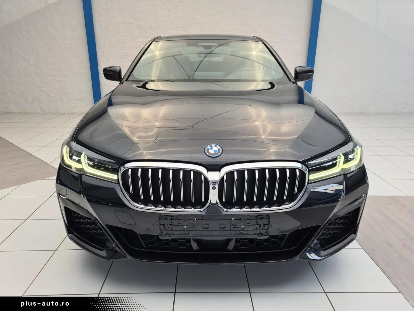 BMW 530 e M Sport   ACC   HUD   SIDE   LANE