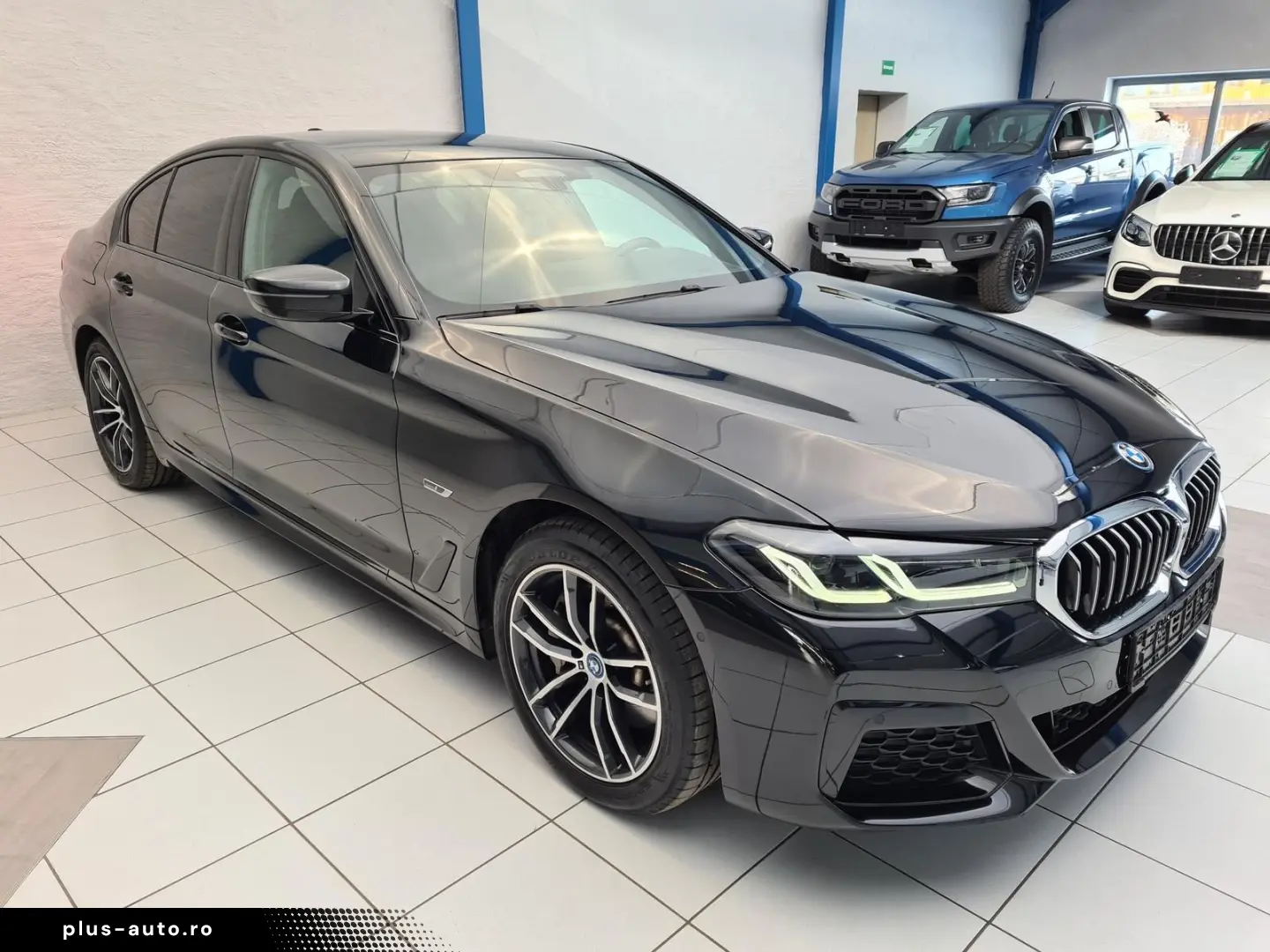 BMW 530 e M Sport   ACC   HUD   SIDE   LANE