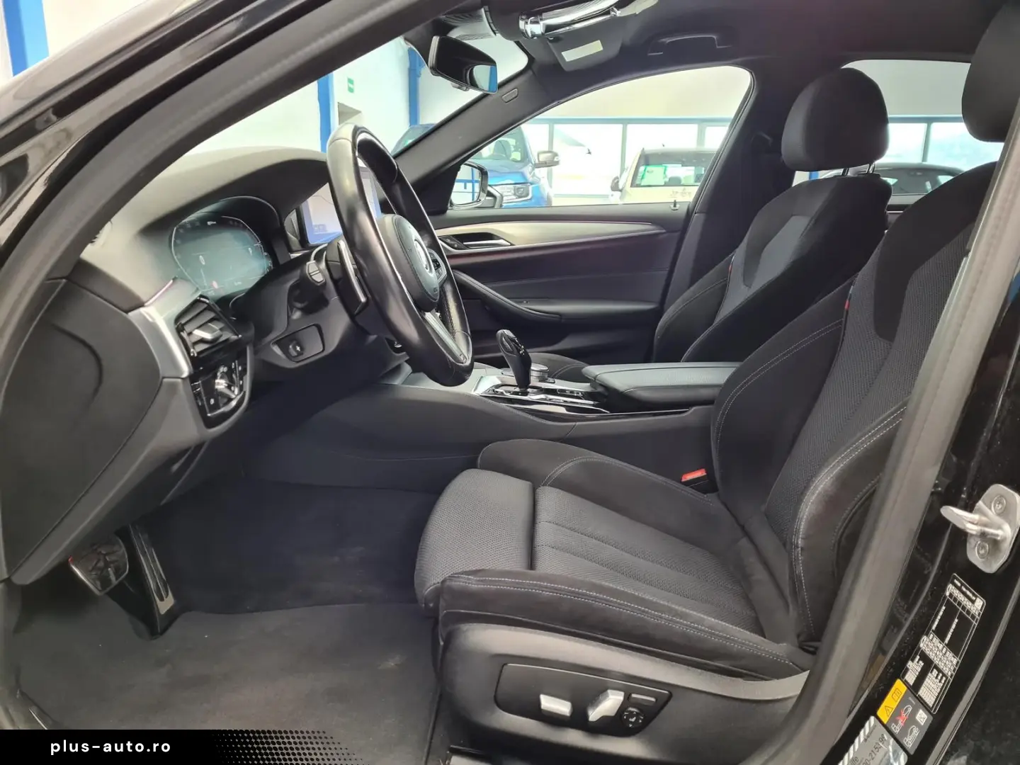 BMW 530 e M Sport   ACC   HUD   SIDE   LANE