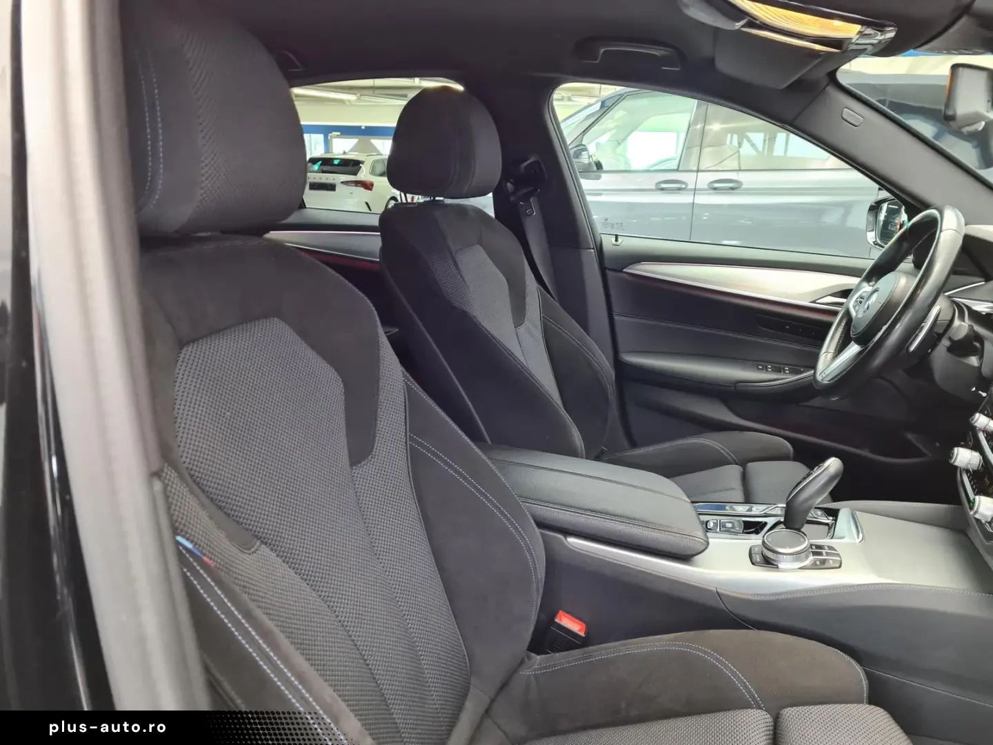 BMW 530 e M Sport   ACC   HUD   SIDE   LANE