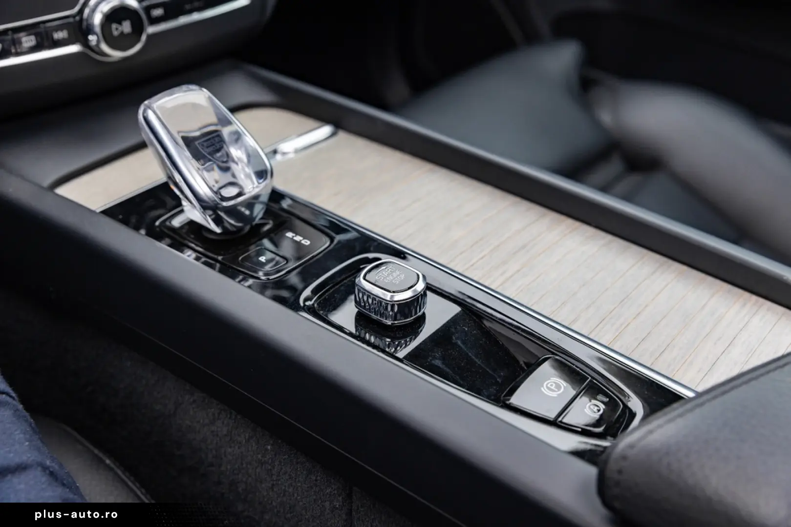 Volvo XC 60 Recharge T6 Twin Engine eAWD