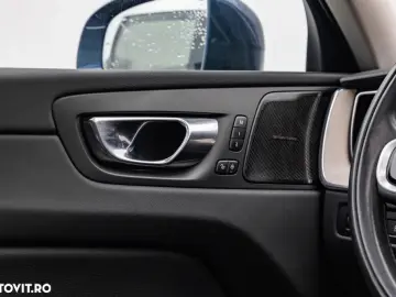 Volvo XC 60 Recharge T6 Twin Engine eAWD