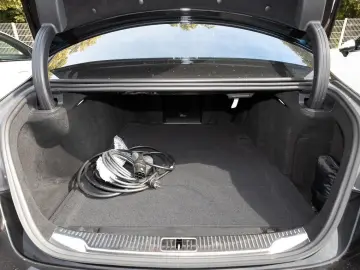 MERCEDES-BENZ S 580 e 4MATIC Limousine AUT Bel.Sitz Leder