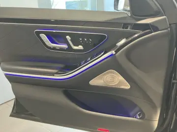 MERCEDES-BENZ S 400 d 4M Pano AIRMATIC DISTRO