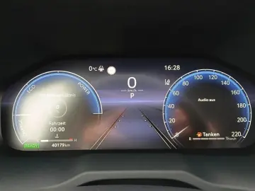 Toyota RAV4 2 5 Hybrid Automatik