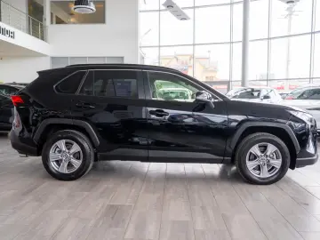 Toyota RAV4 2 5 Hybrid Automatik