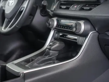 Toyota RAV4 2 5 Hybrid Automatik