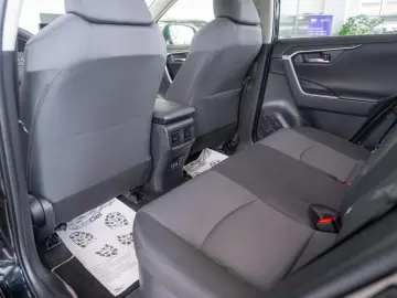 Toyota RAV4 2 5 Hybrid Automatik