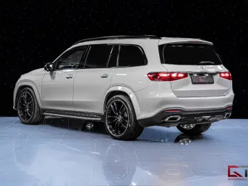 MERCEDES-BENZ GLS 450 d AMG Ultimate TV Alpine Grey 23  Pano