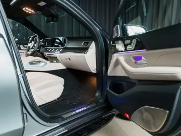 MERCEDES-BENZ GLS 63 AMG Brabus 800 Burm ACC HUD Pano Pneumo