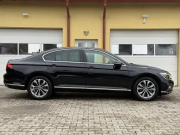 Volkswagen Passat B8 Highline - 2.0tdi   DSG   Facelift