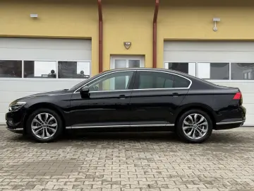 Volkswagen Passat B8 Highline - 2.0tdi   DSG   Facelift