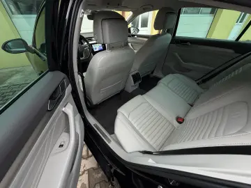 Volkswagen Passat B8 Highline - 2.0tdi   DSG   Facelift