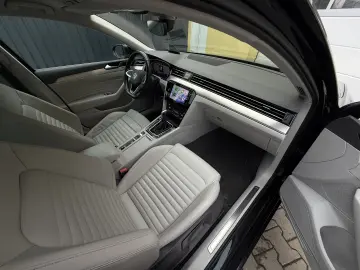 Volkswagen Passat B8 Highline - 2.0tdi   DSG   Facelift